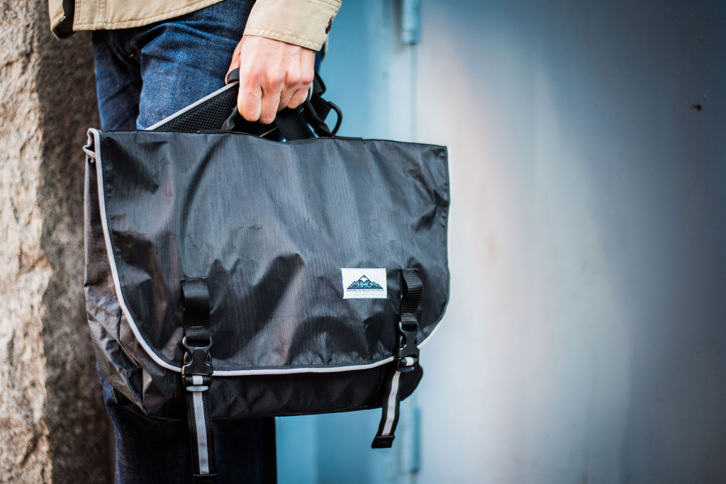Hyperlite Mountain Gear releases an ultralight, minimalist Messenger Bag.